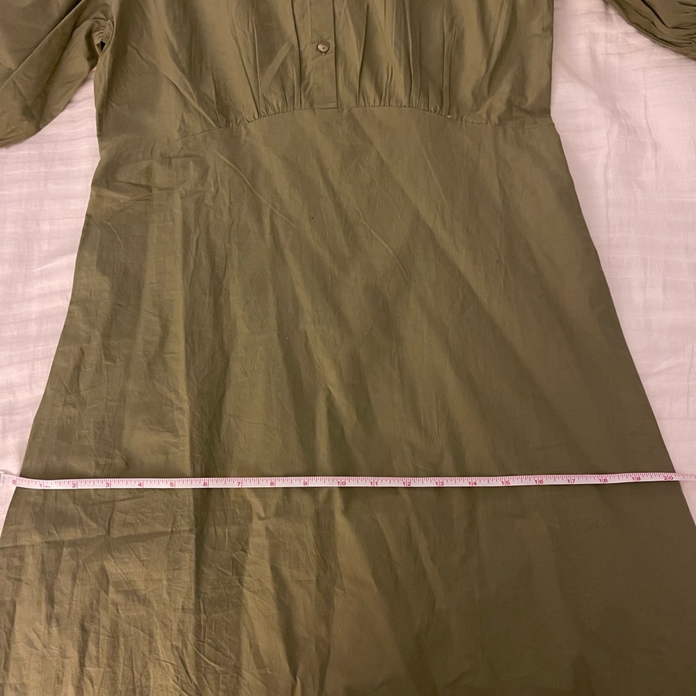 Ba&sh Dress Size 2/Med
Taille 2 - Picture 8 of 10